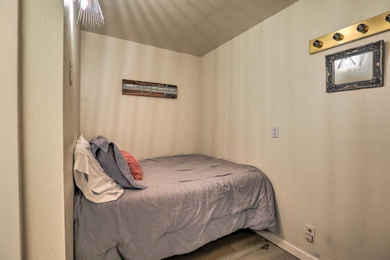 Resort Condo Retreat About 6 Mi To Downtown Bend! Bagian luar foto